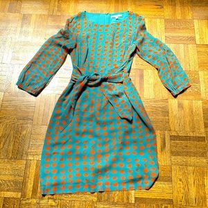 DONATING SOON Beautiful silk dress with tie waist